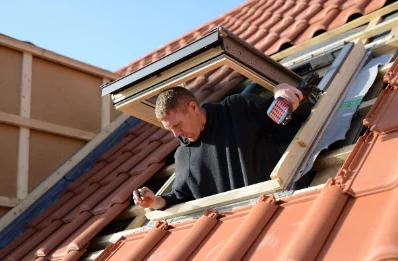Pose de fenêtres de toit Velux à la Versanne